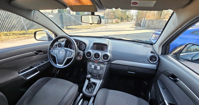 Opel Antara cena 21900 przebieg: 220000, rok produkcji 2007 z Urzędów małe 562